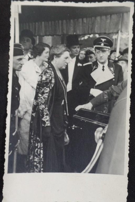 Wedding picture postcard  - Alix Kloenne -  SS Standartenführer