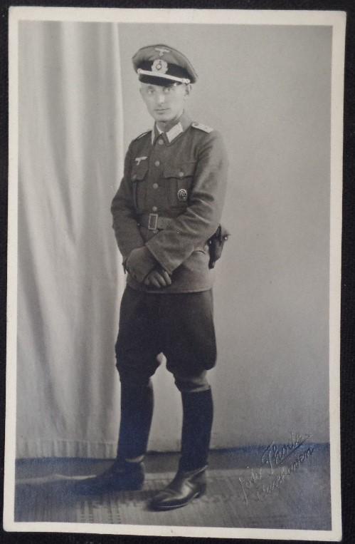 KM postcard picture - officer - 1941