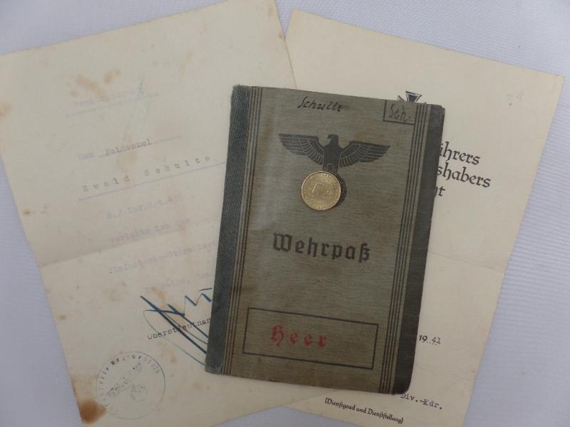 Wehrpaß / award dsocument grouping WH (Heer) - 126.Inf.Div. - Schulte