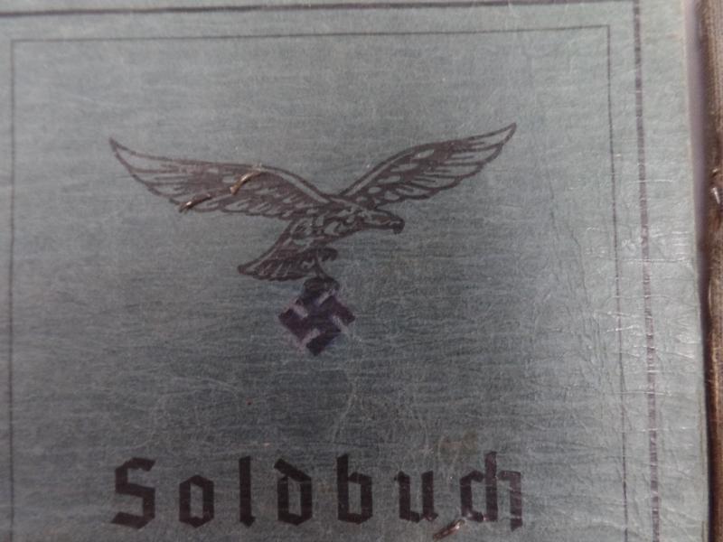 Soldbuch /Wehrpaß - Luftwaffe - Lg.Nachr.Rgt.17 - Schremmel 