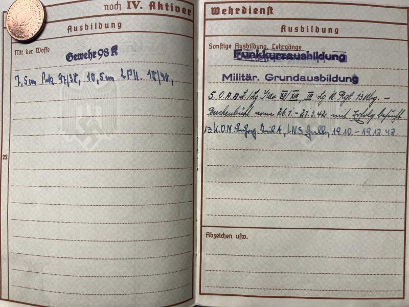 Kurland Docs | Wehrpass/Soldbuch - 21.Luftwaffe Feld Div. - Graf
