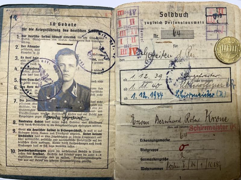 Soldbuch - Luftwaffe / Heer Flak - Krone