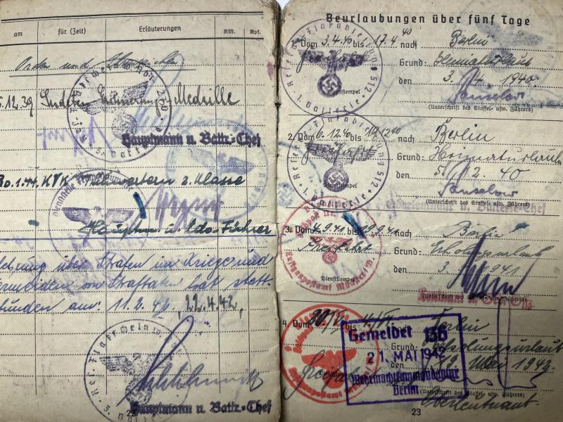 Soldbuch - Luftwaffe / Heer Flak - Krone