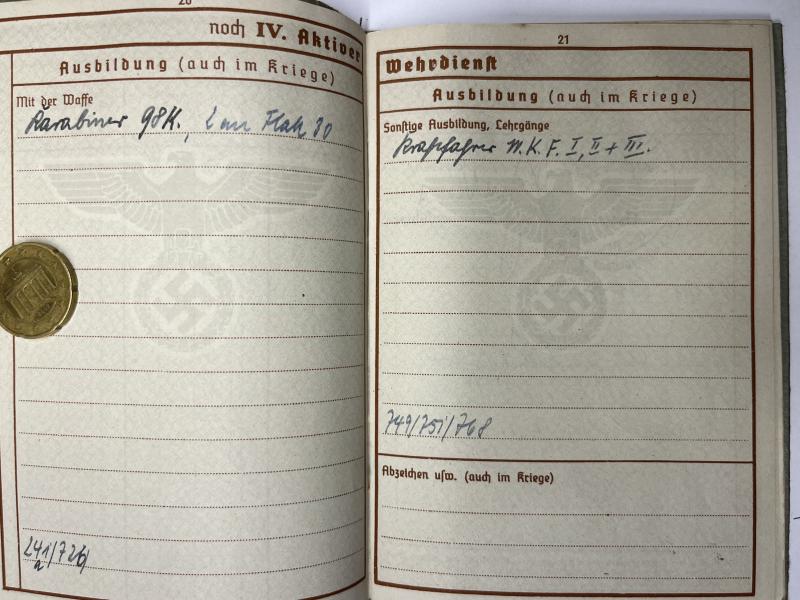 Wehrpass - Luftwaffe - 15.Feld Div. - Klein