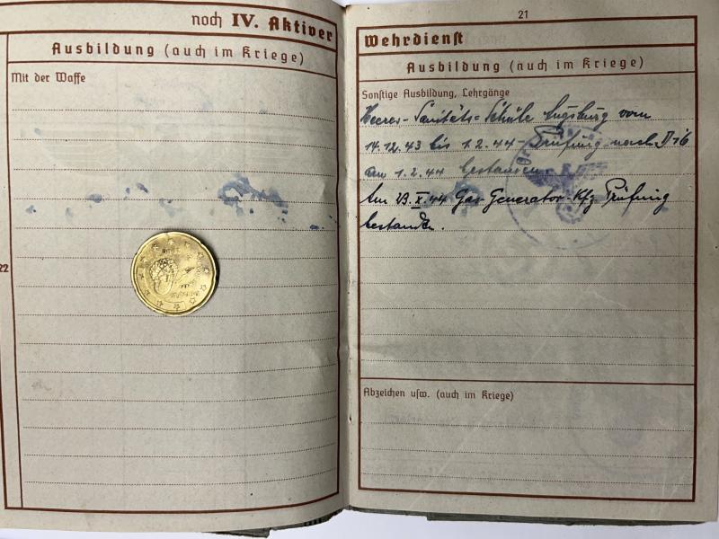 Wehrpass - WH (Heer) - 17.Pz.Div. - Scheurich