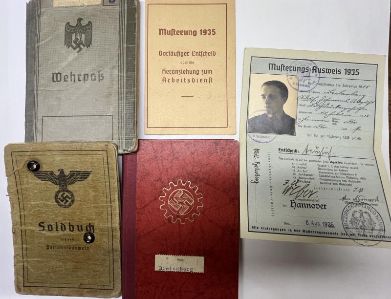 Wehrpass/Soldbuch/Arbeitsbuch - 181.Inf.Div. - Bielenberg