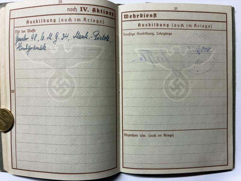 Wehrpass - WH (Heer) - 134.Inf.Div./110.Inf.Div. - Landgrebe