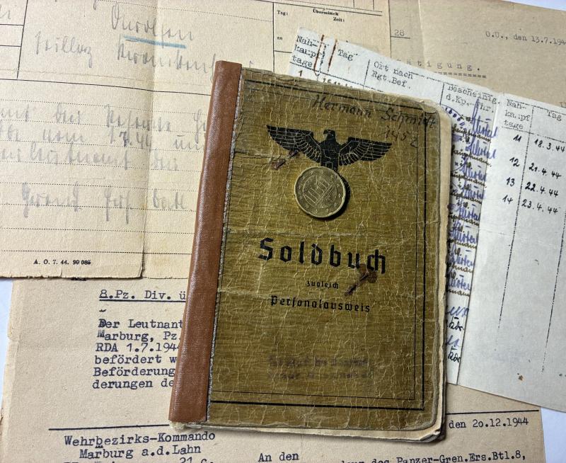 Soldbuch  WH (Heer) - 8.Pz.Div. - Schmidt