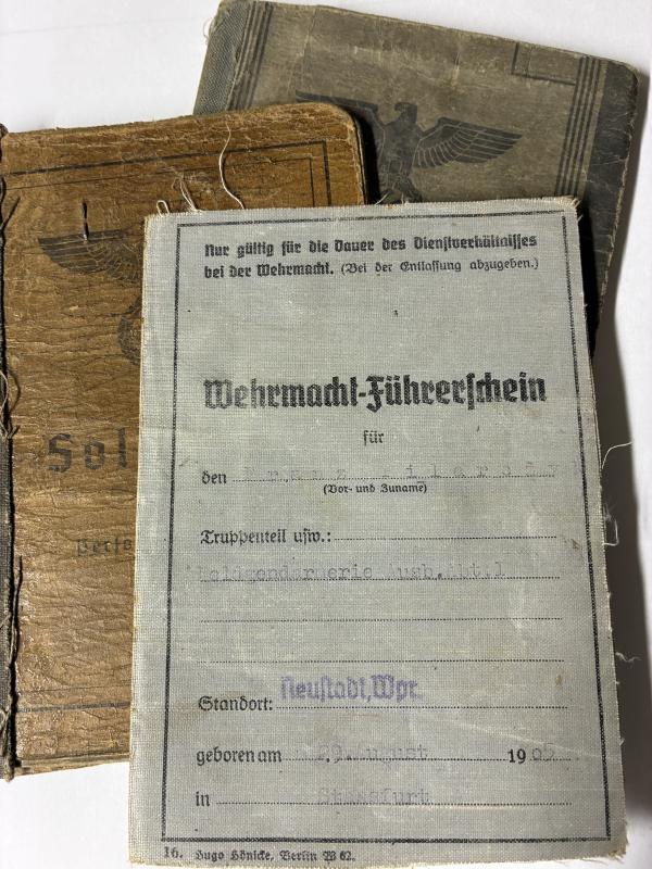 Wehrpass/Soldbuch/drivers license - WH (Heer) -  