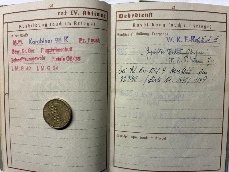 Wehrpass - WH (heer) - 1.Pz.Div. - Schwind