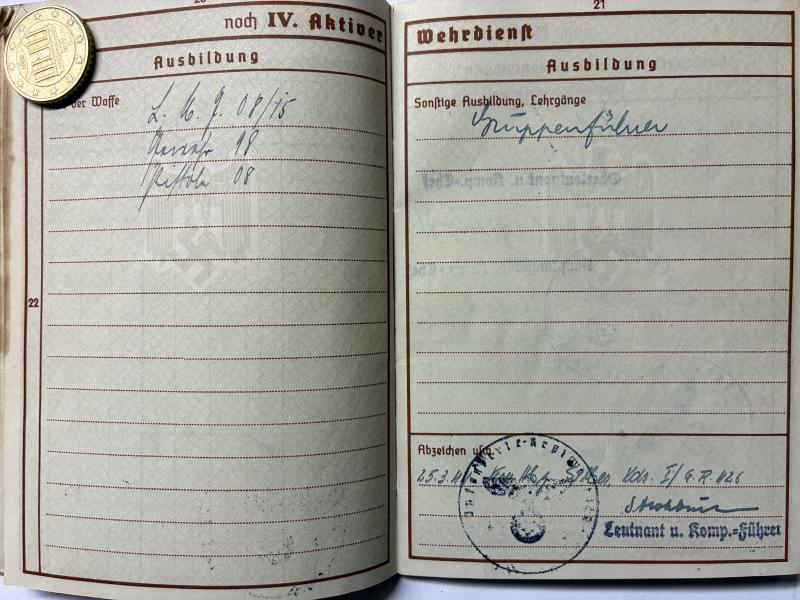 Wehrpass - WH (Heer) - 126.Inf.Div. - Klocke